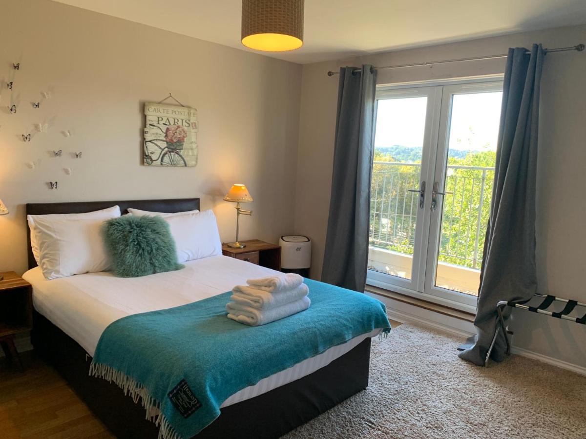 5 Bedroom Penthouse Эдинбург