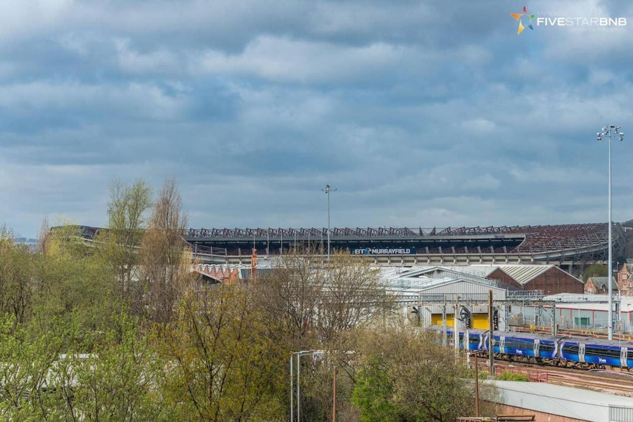 5 Bedroom Penthouse Эдинбург